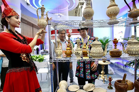 Une expo montre le rôle moteur de l'ICR dans le commerce sino-eurasiatique