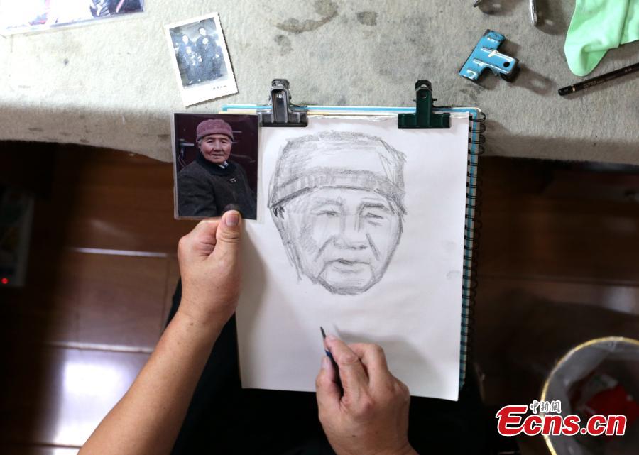 Un fils dessine 200 portraits de sa mère avant son décès