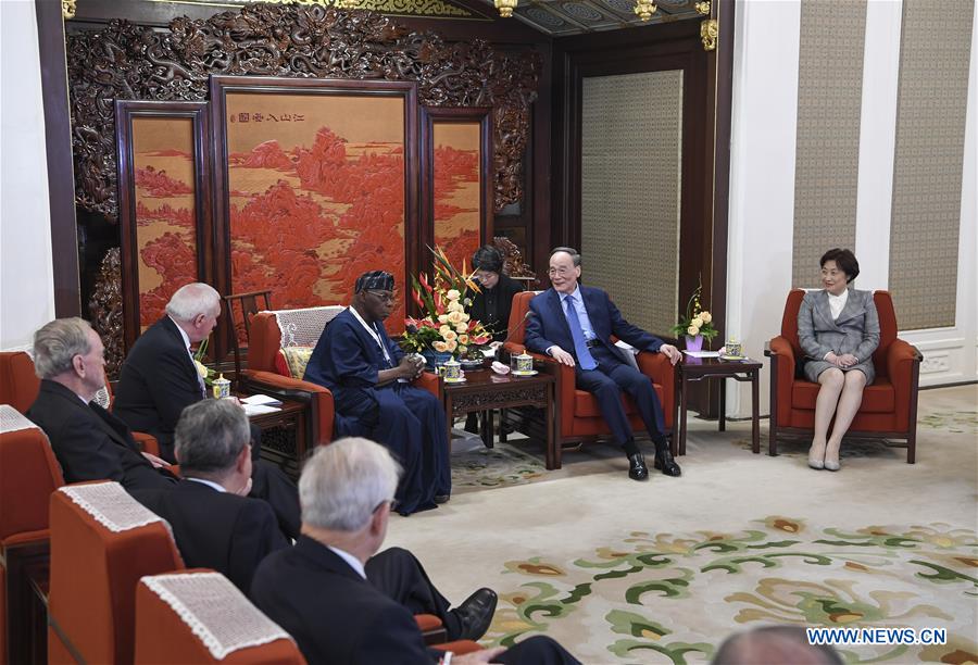 Wang Qishan rencontre les membres du Conseil InterAction