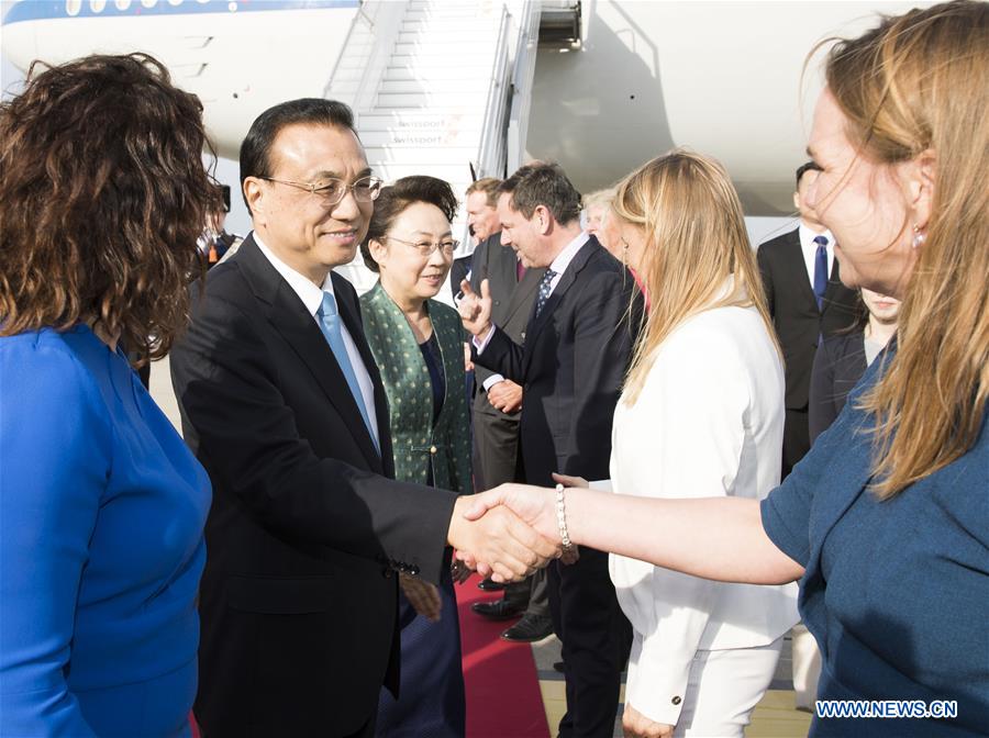 Le Premier ministre chinois arrive aux Pays-Bas pour une visite officielle