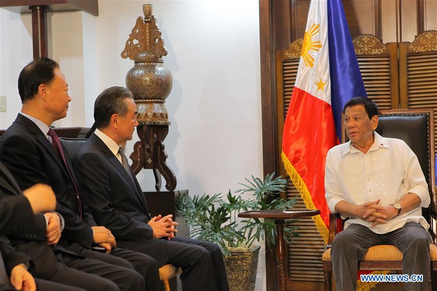 Le président philippin appelle à une coopération plus étroite avec la Chine dans l'énergie et les infrastructures