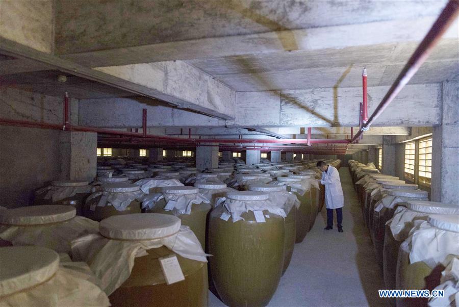 Guizhou : à la découverte d'une distillerie du Maotai, liqueur nationale de Chine