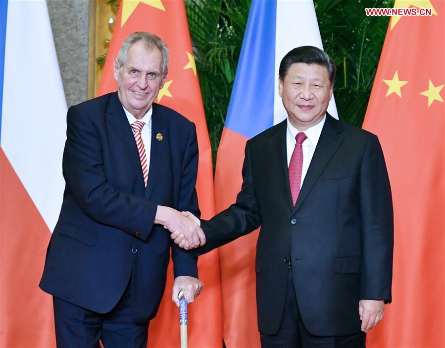 CIIE : Xi Jinping rencontre le président tchèque
