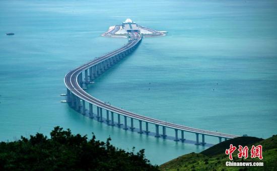 Le « Made in China » derrière le plus long pont maritime du monde