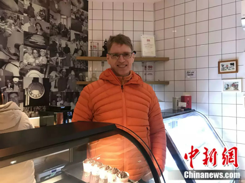 Un Allemand salué pour l'ouverture d'une boulangerie caritative à Changsha