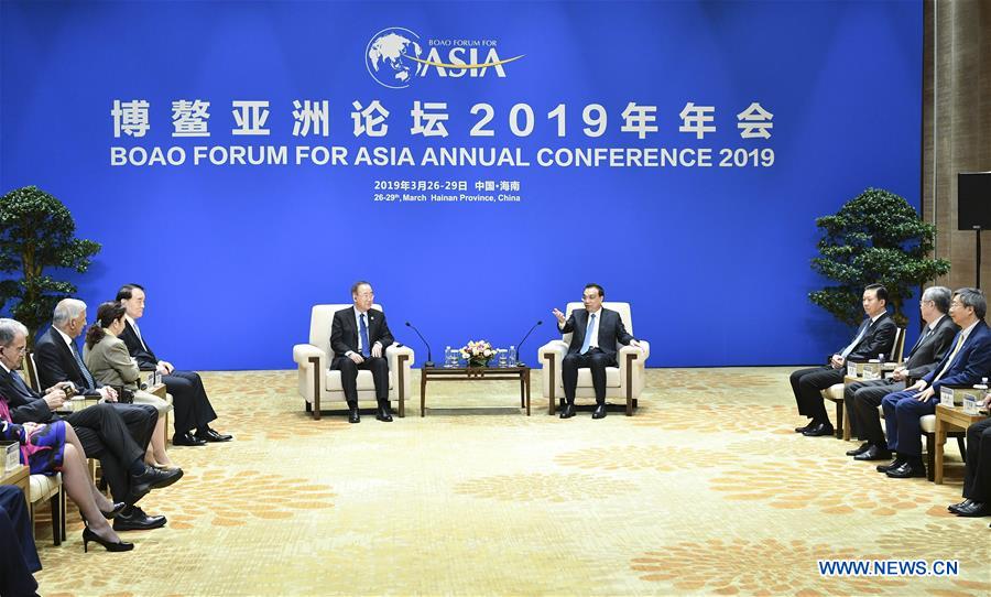 Le Premier ministre chinois rencontre des membres du Conseil d'administration du FBA