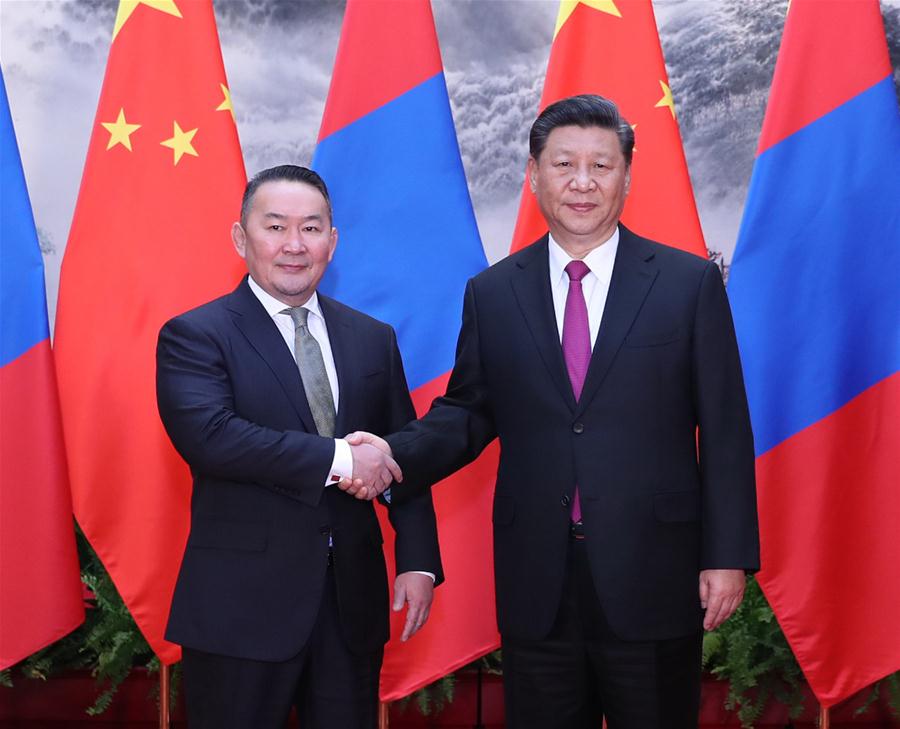 Entretien entre les présidents chinois et mongol