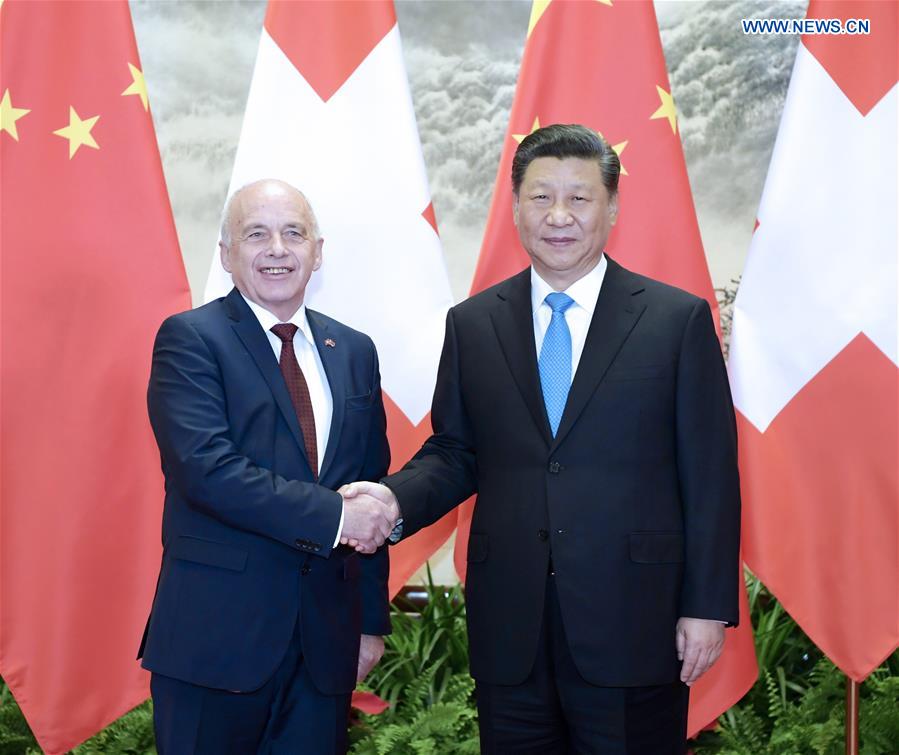 Xi Jinping s'entretient avec le président de la Confédération suisse