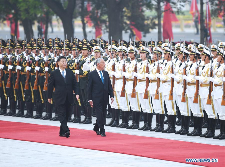 Xi Jinping s'entretient avec le président portugais