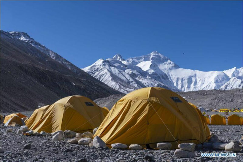 Les camps de base de la face nord de l'Everest