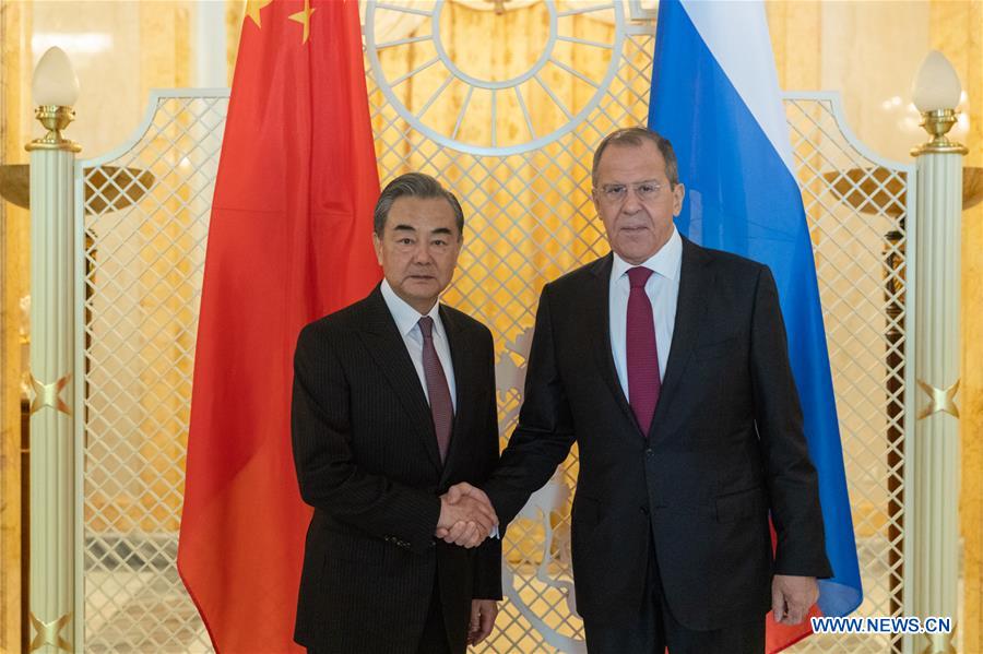 Beijing, Moscou et Washington devraient faire plus d'efforts pour la stabilité et le développement du monde 