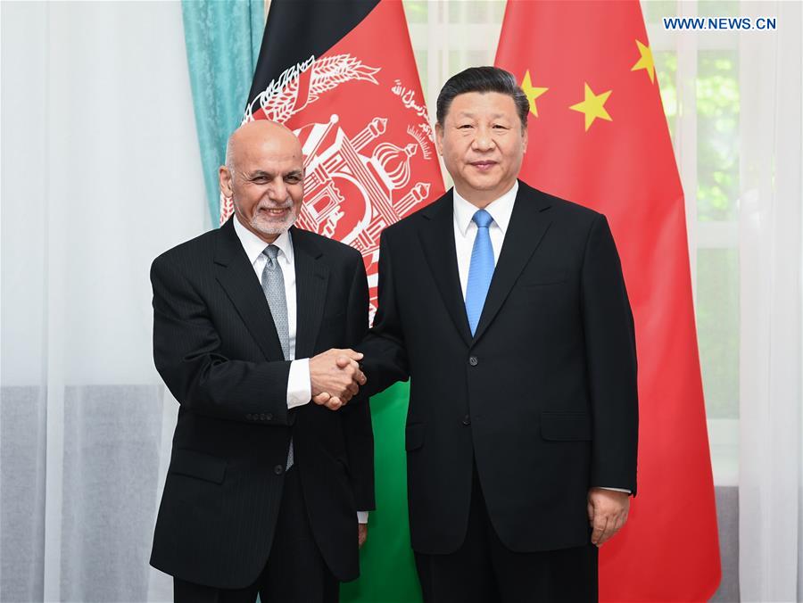 Les présidents chinois et afghan s'engagent à faire des efforts conjoints pour promouvoir les relations entre les deux pays
