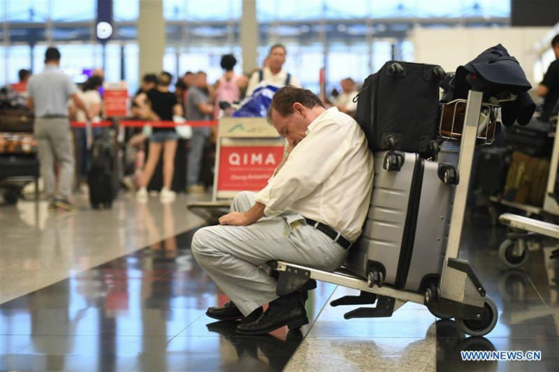 Chine : touristes bloqués suite au chaos à l'aéroport de Hong Kong