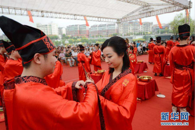 Pourquoi les jeunes chinois hésitent-ils à se marier ?
