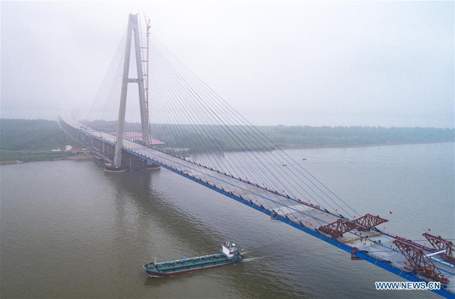 Début du compte à rebours de l'achèvement d'un nouveau pont majeur sur le Yangtsé à Wuhan