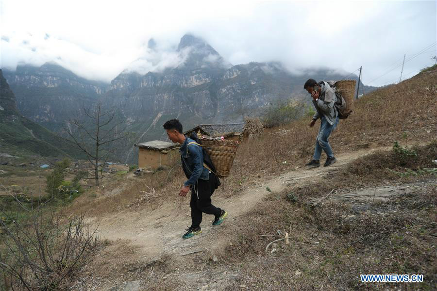 Comment Internet ouvre un canal plus large à des villageois du Sichuan