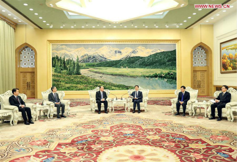 Un vice-Premier ministre rencontre la nouvelle équipe d'administration de la RAS de Macao