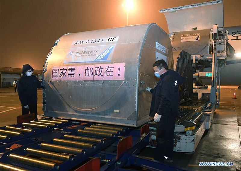 Un deuxième lot de 16 équipements ECMO arrive à Wuhan pour soutenir le traitement des patients