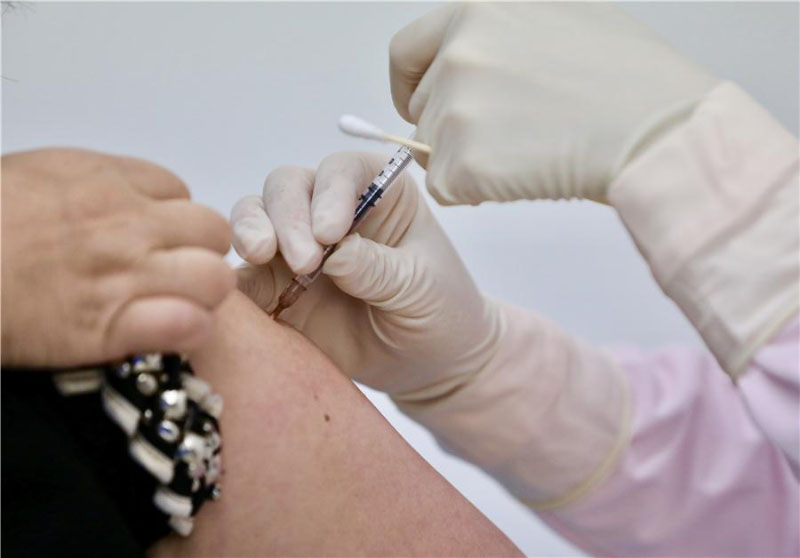 Des volontaires testent un vaccin contre le COVID-19
