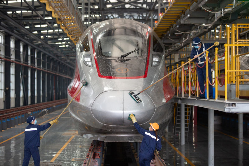 Les chemins de fer à grande vitesse de Wuhan prêts pour la reprise