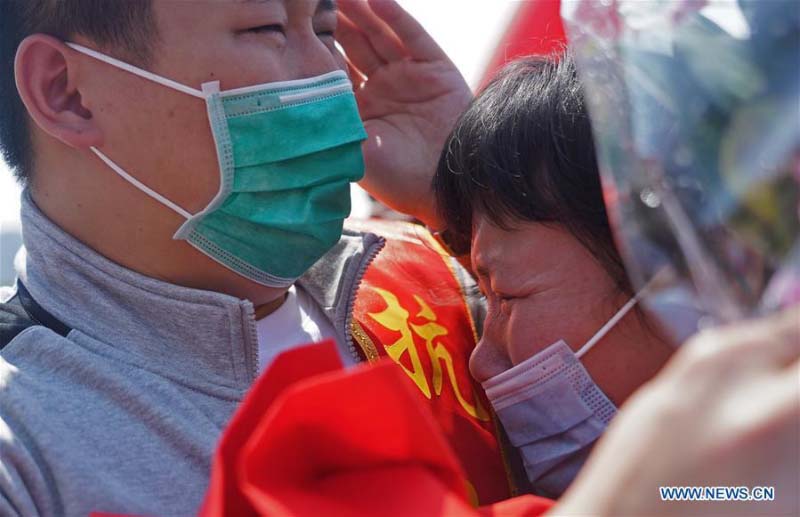 Les médecins qui ont soutenu le Hubei retrouvent leur famille