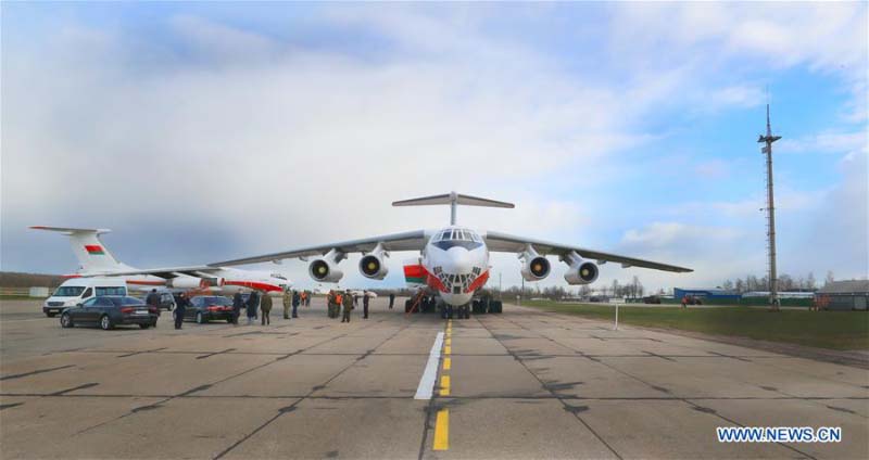 Arrivée au Bélarus d'un avion transportant de l'aide humanitaire chinoise