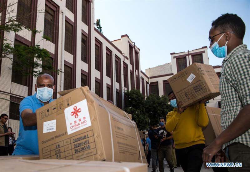 L'Egypte reçoit un deuxième lot d'aide médicale anti-coronavirus du gouvernement chinois