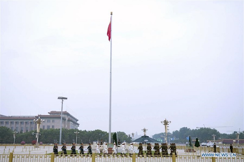 Cérémonie de lever du drapeau national à Beijing