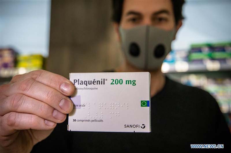 La France interdit l'hydroxychloroquine pour traiter les patients atteints de COVID-19