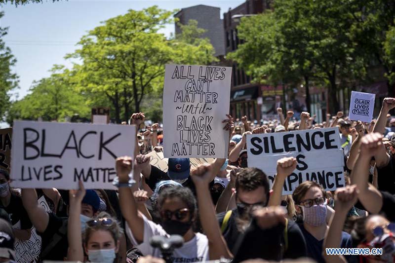 Etats-Unis/violences policières : 20.000 manifestants en marche à Chicago