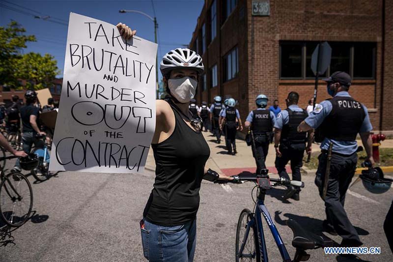 Etats-Unis/violences policières : 20.000 manifestants en marche à Chicago