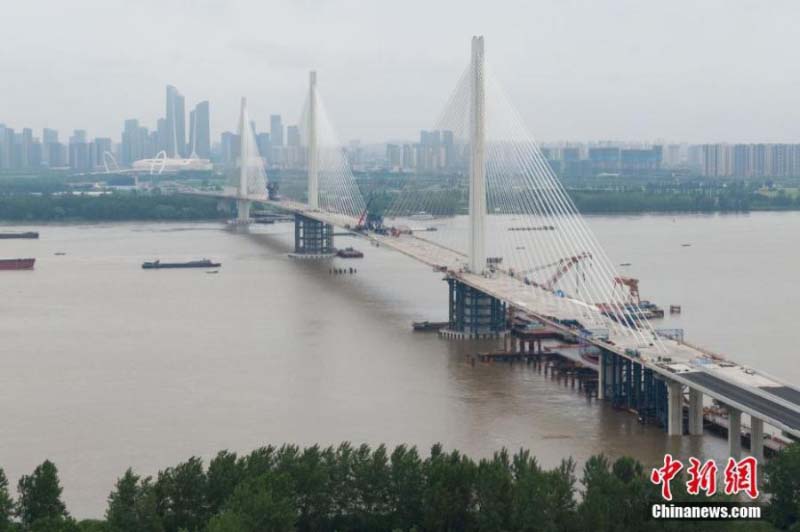 Fin de la fermeture du 5e pont sur le Yangtsé à Nanjing