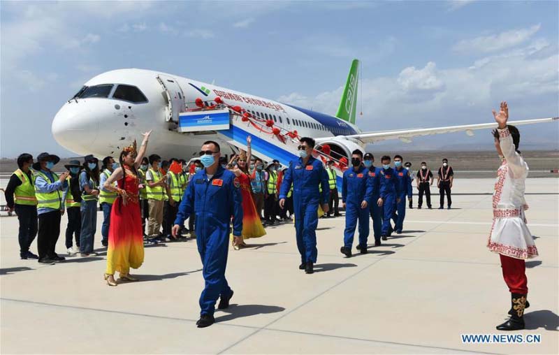 Le jet chinois C919 effectue des vols d'essai à haute température dans le Xinjiang 