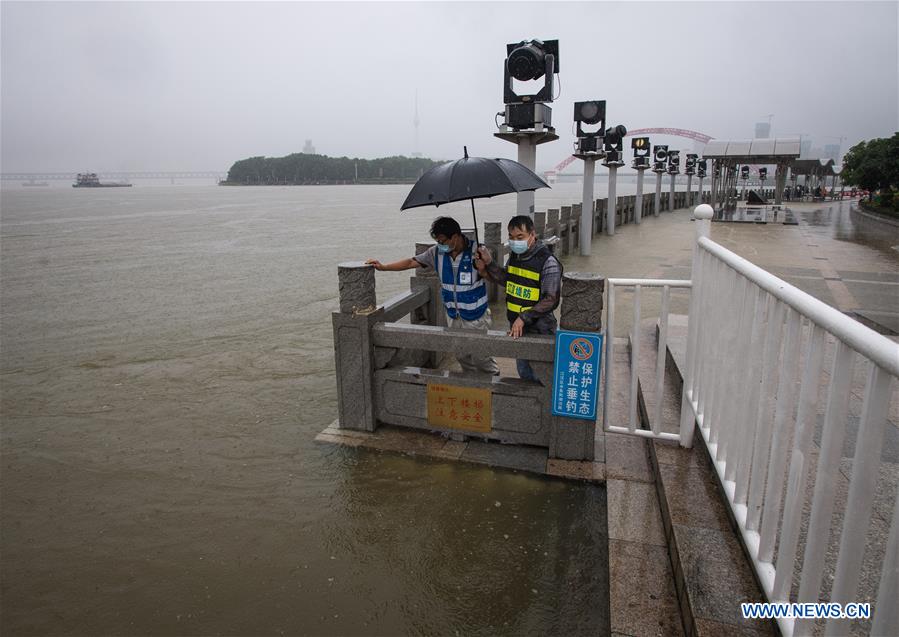 Chine : Wuhan augmente au niveau II sa réponse d'urgence pour le contrôle d'inondations