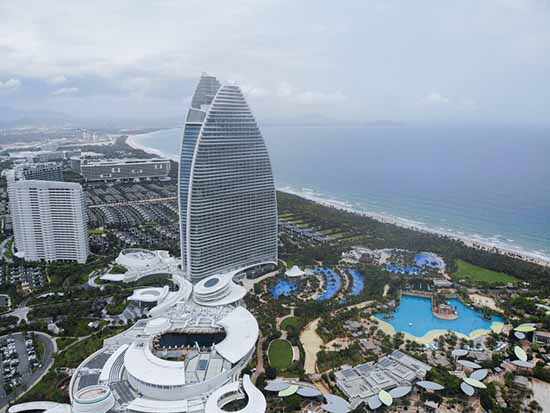 La construction du port franc de Hainan se poursuit