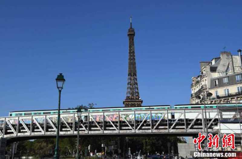 Le métro parisien fête ses 120 ans dans un contexte d'épidémie 