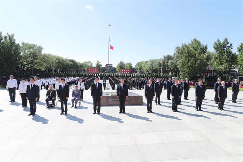 Xi Jinping assiste à la commémoration du 75e anniversaire de la victoire de la guerre contre l'agression japonaise et de la Seconde Guerre mondiale