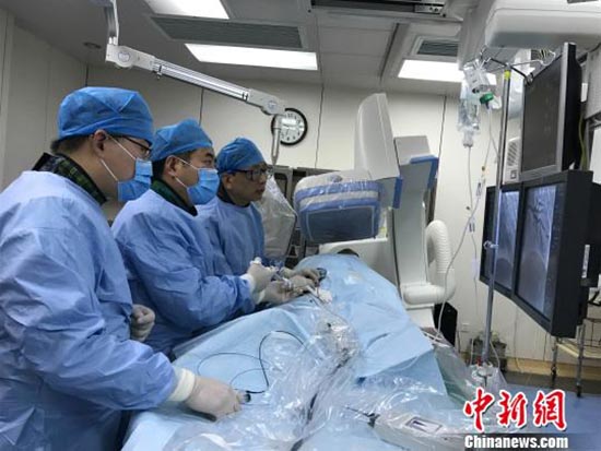 Les achats centralisés de la Chine entraînent une baisse de 90% du prix des stents coronaires