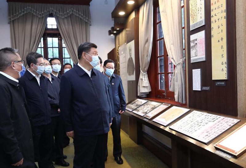Xi Jinping inspecte la province orientale du Jiangsu