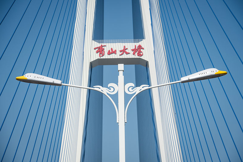 Le plus grand pont de Wuhan va ouvrir une nouvelle voie à l'économie portuaire