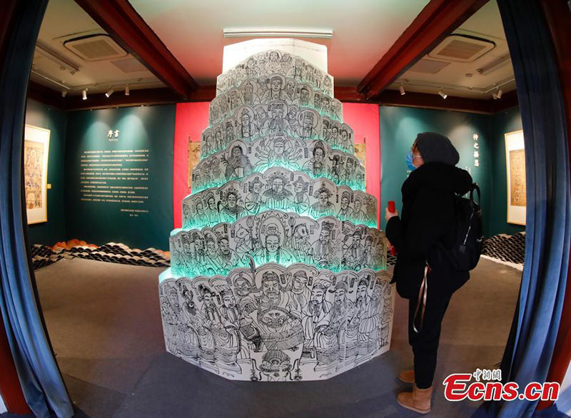 Début d'une exposition de peintures sur bois du Nouvel An au palais du Prince Gong à Beijing