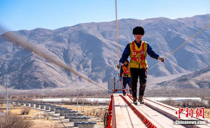 Le train à grande vitesse Fuxing bientôt mis en service au Tibet