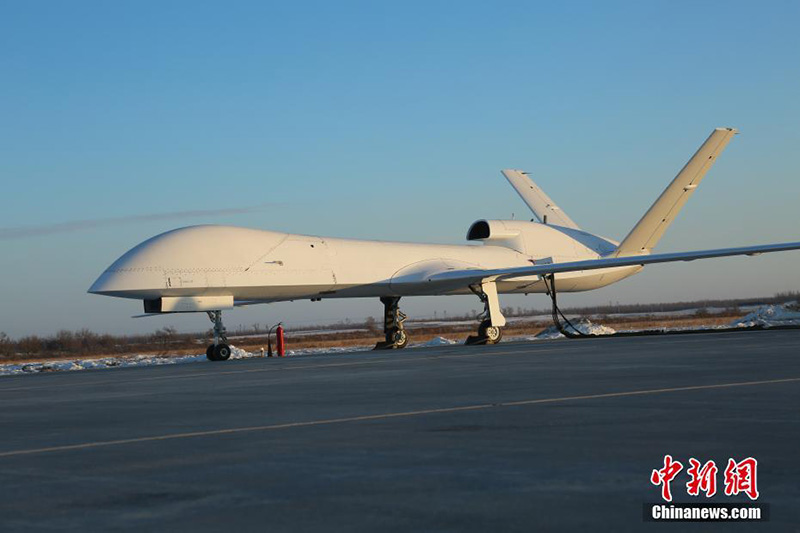 Premier vol réussi pour le drone chinois WJ-700 avec des capacités de frappe de précision en combat air-sol