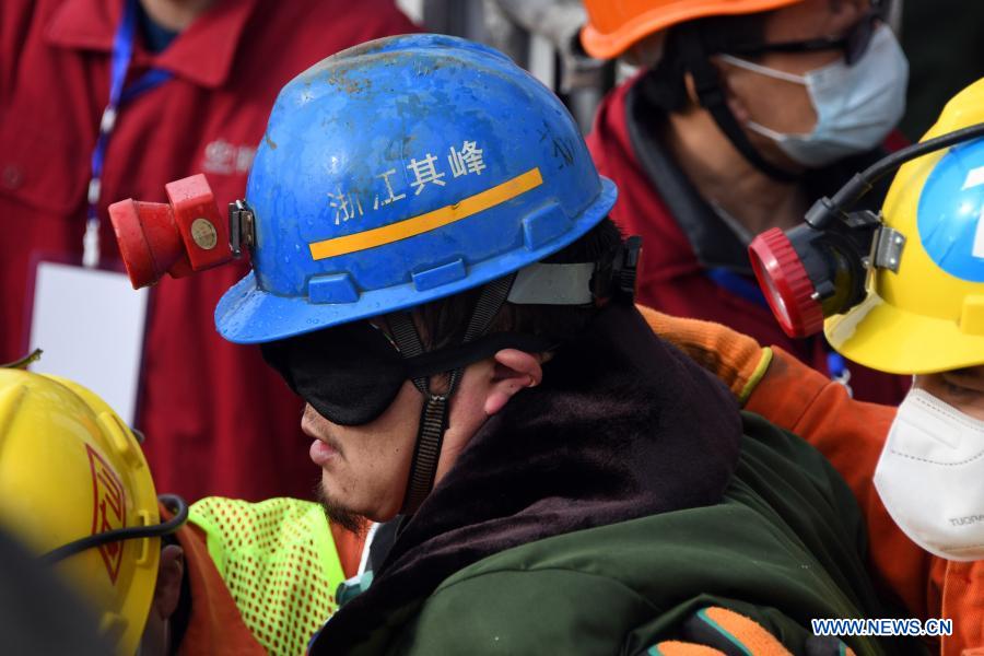 Chine : un total de onze mineurs extraits d'une mine d'or