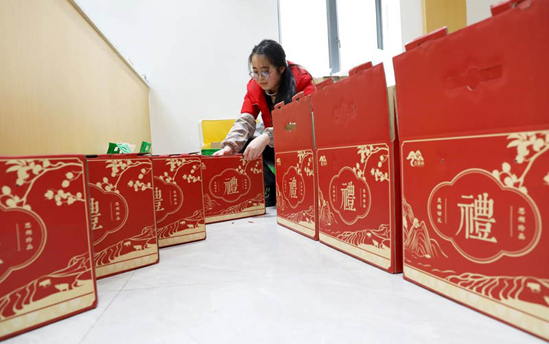 Les achats en ligne sont en plein essor pour fêter le Nouvel an chinois