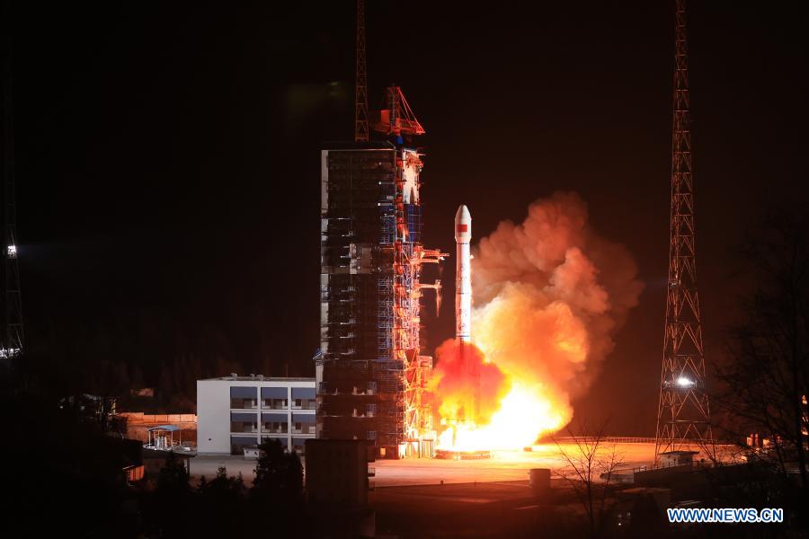 La Chine lance un nouveau satellite expérimental sur les technologies de communication