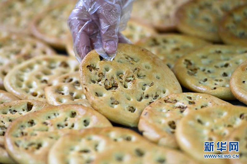 Le Nang, un pain local du Xinjiang, entre sur le marché international