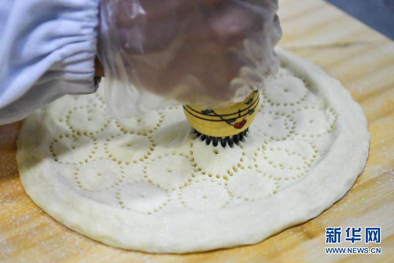 Le Nang, un pain local du Xinjiang, entre sur le marché international