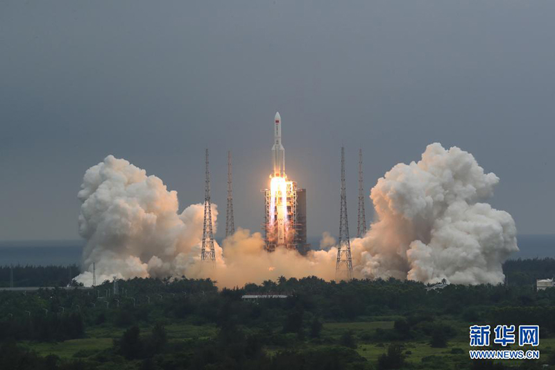 La Chine lance le module de base Tianhe de sa station spatiale