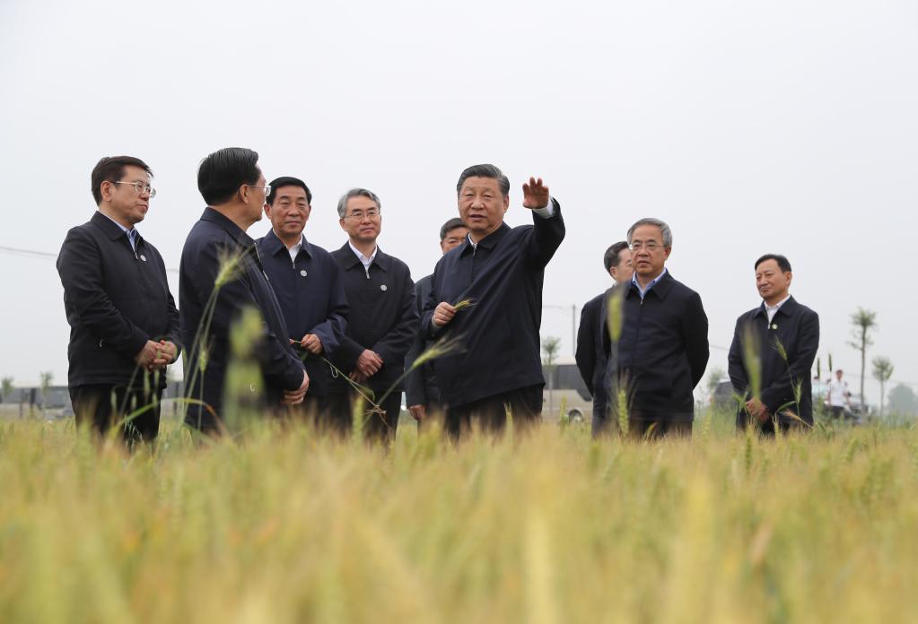 Xi Jinping inspecte le grand projet de dérivation de l'eau en Chine